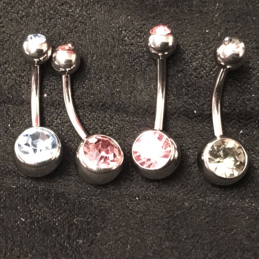 Navel body jewelry new (never been use)